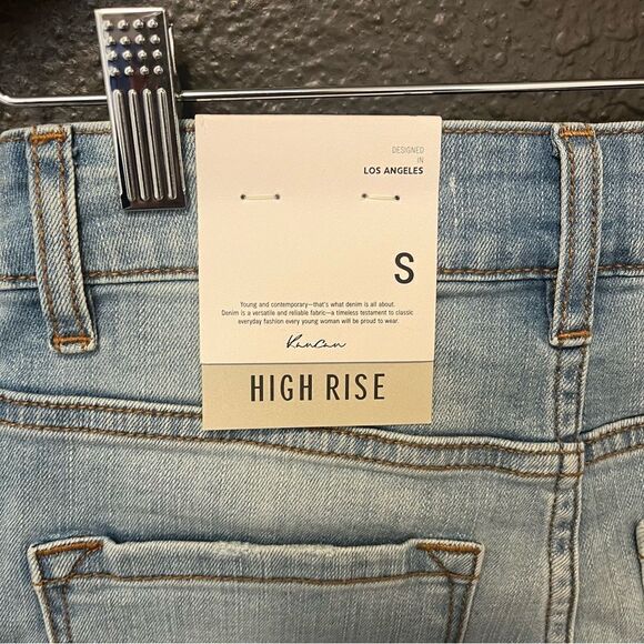 KanCan Jess Ultra High Rise Shorts - Picture 12 of 16